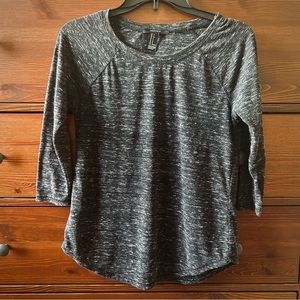Forever 21 3/4 sleeve top